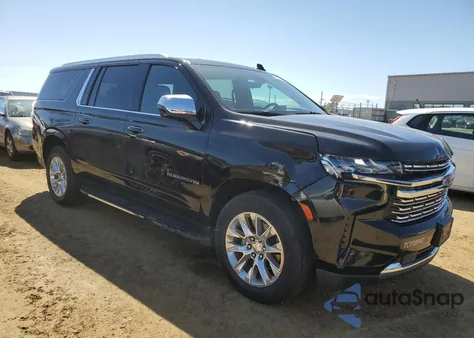 2021 Chevrolet Suburban C1500 Premier z USA, uszkodzony, nr VIN 1GNSCFKD4MR280839